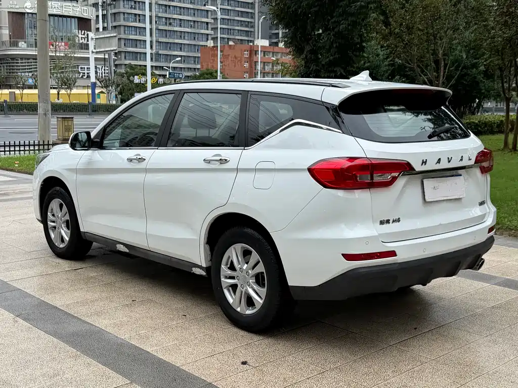 Haval M6 — фото 6