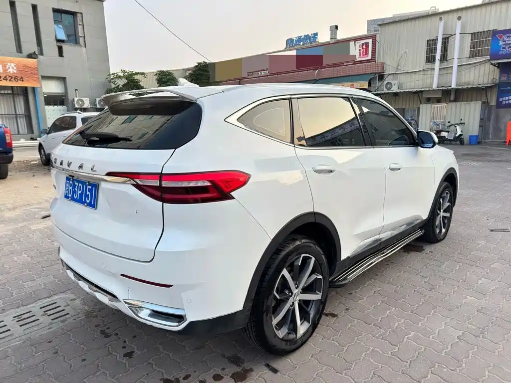 Haval F7 — фото 9