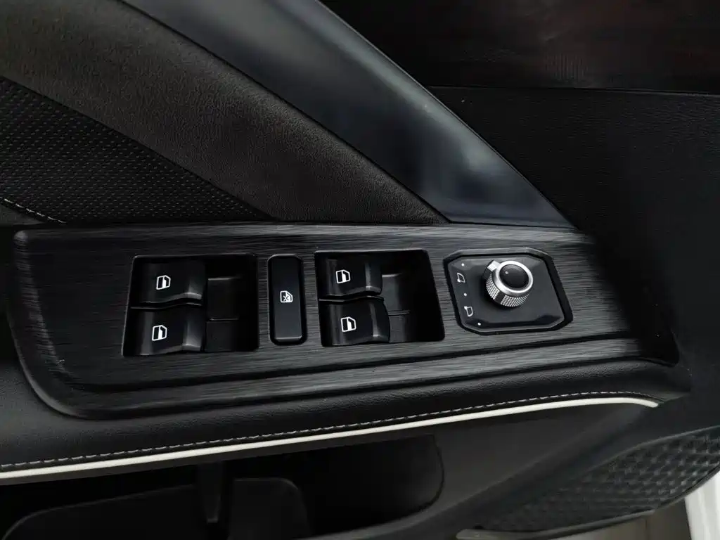 Haval H6 — фото 9