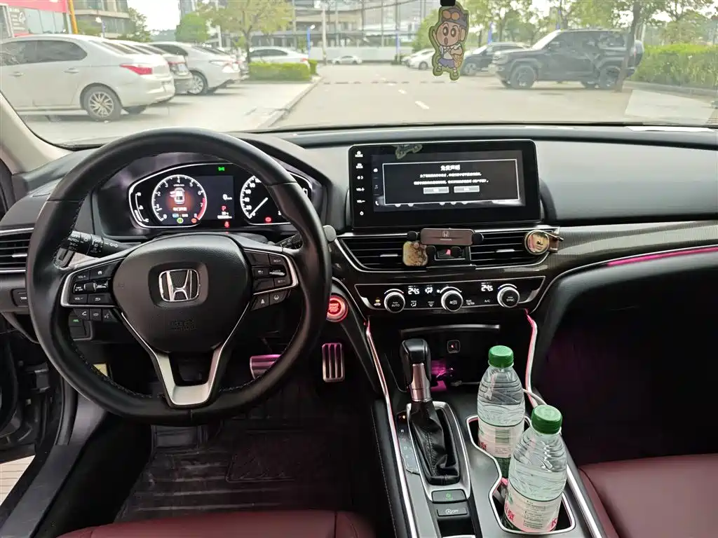 Honda Accord — фото 6