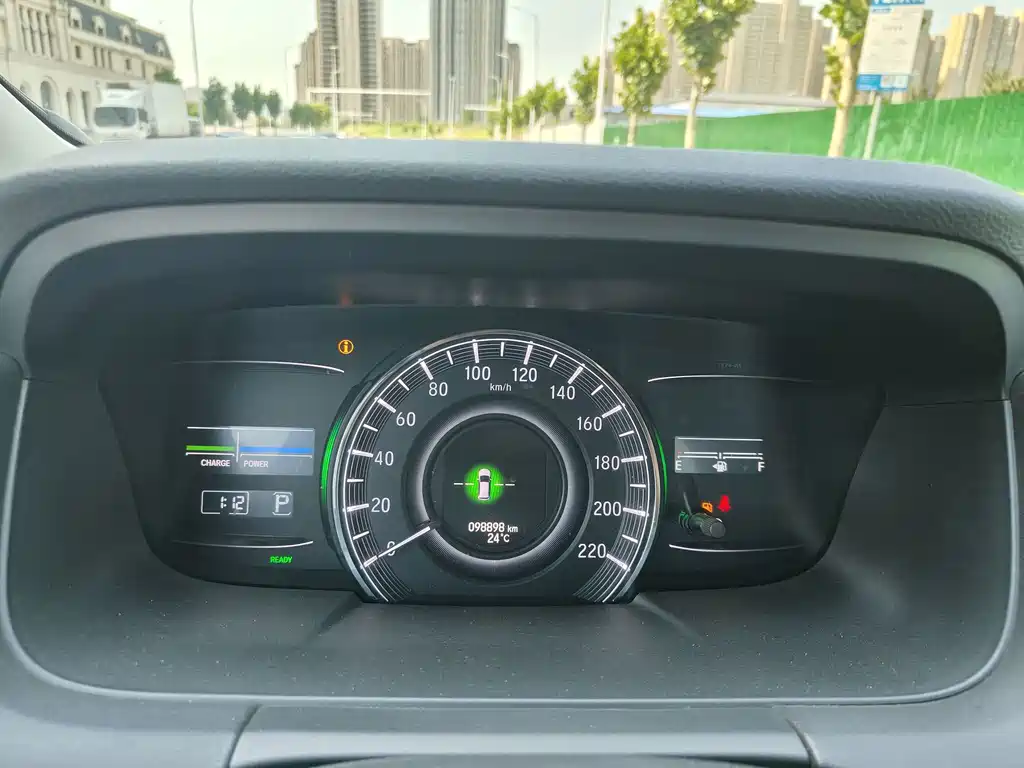 Honda Odyssey — фото 11