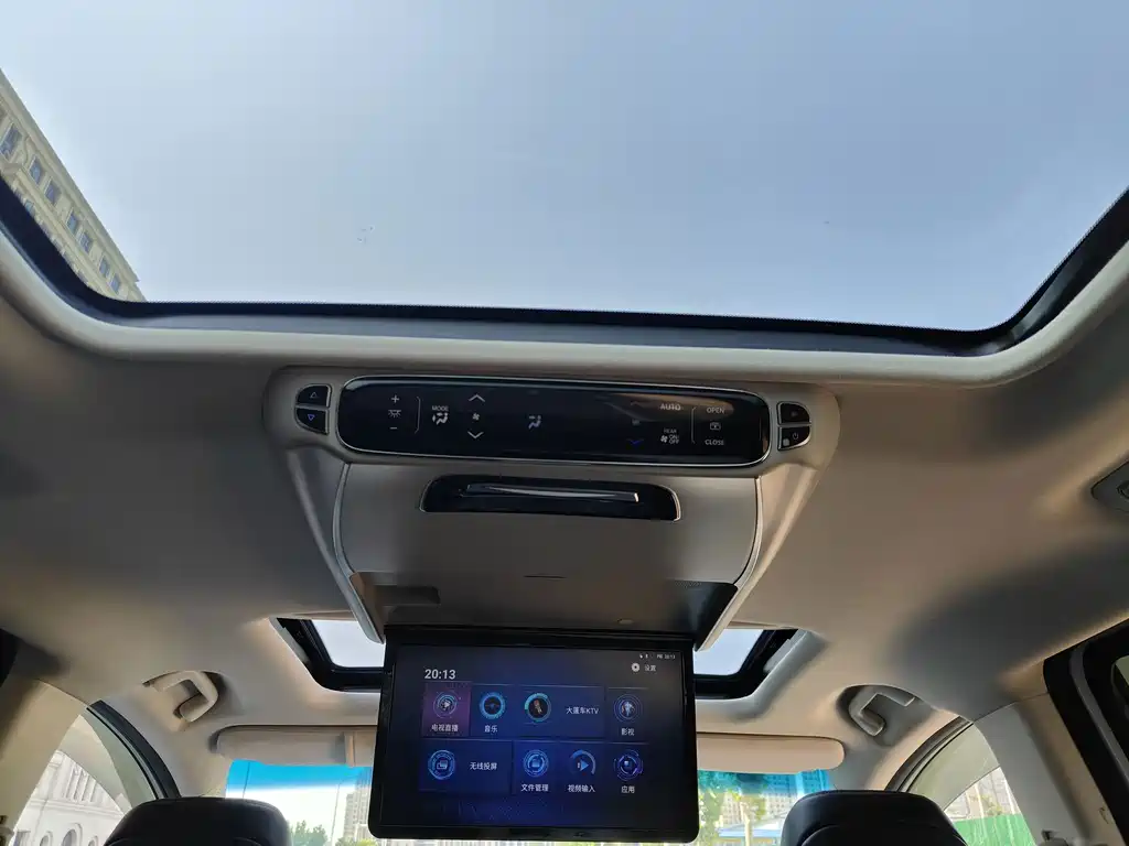 Honda Odyssey — фото 14