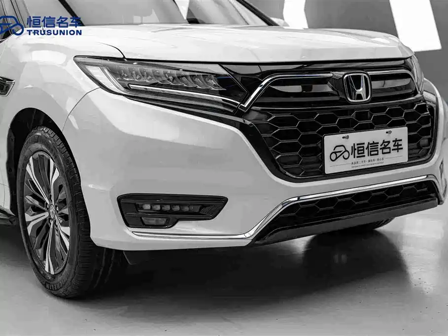 Honda UR-V — фото 9