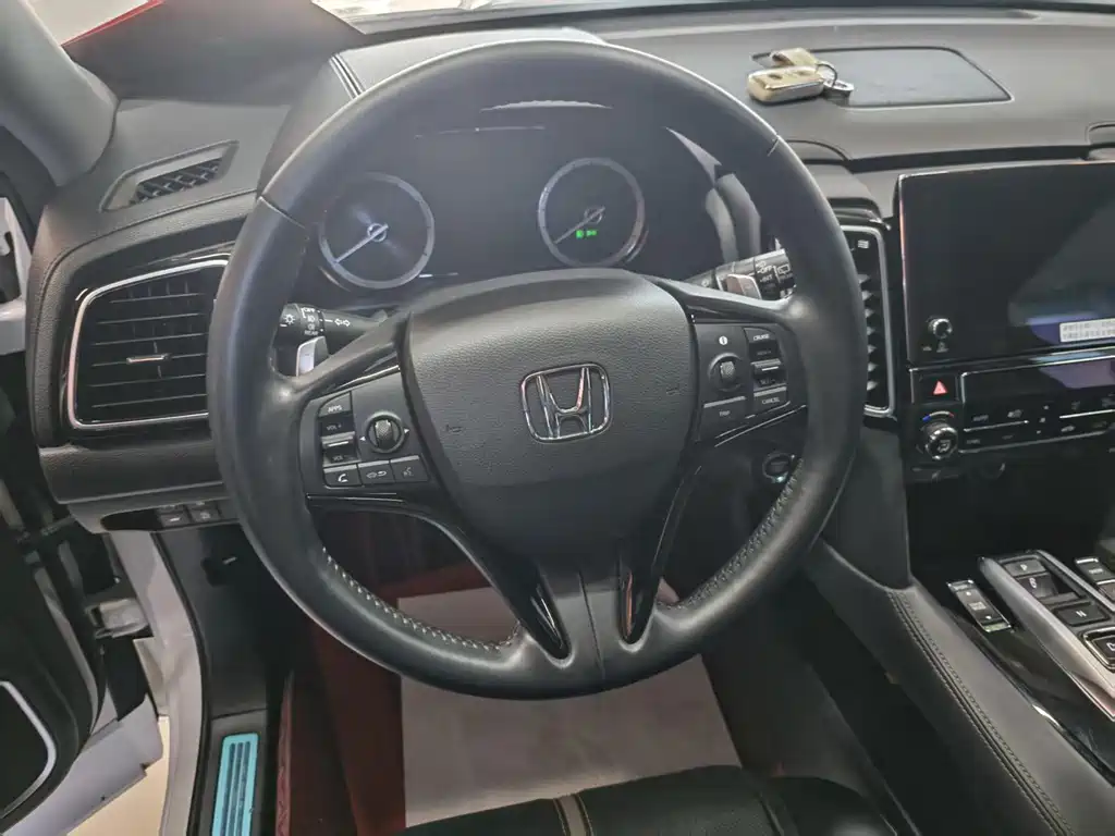 Honda UR-V — фото 7