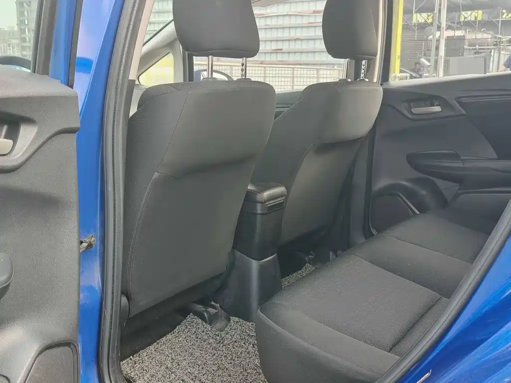 Honda Fit — фото 4