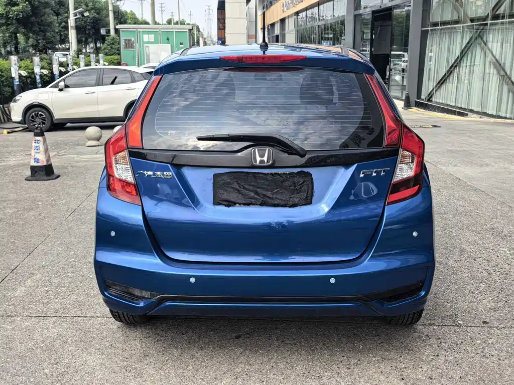 Honda Fit — фото 4