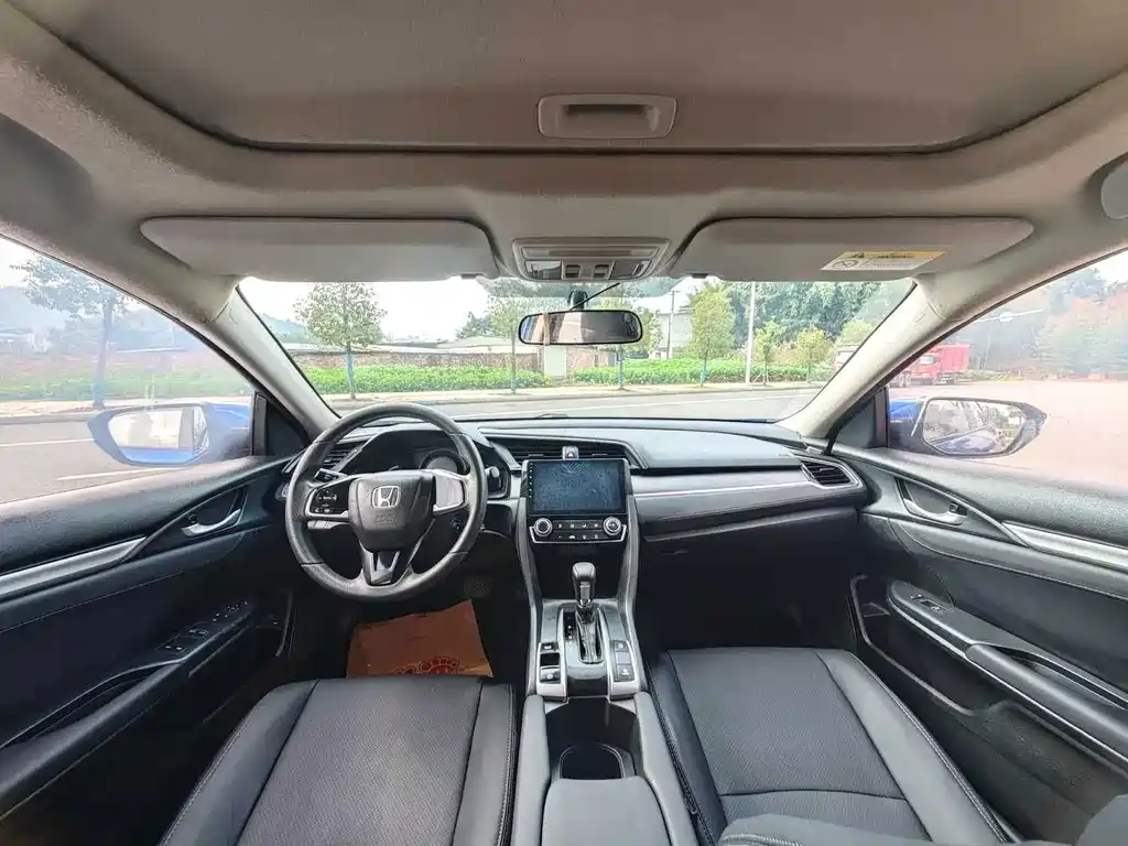Honda Civic — фото 8