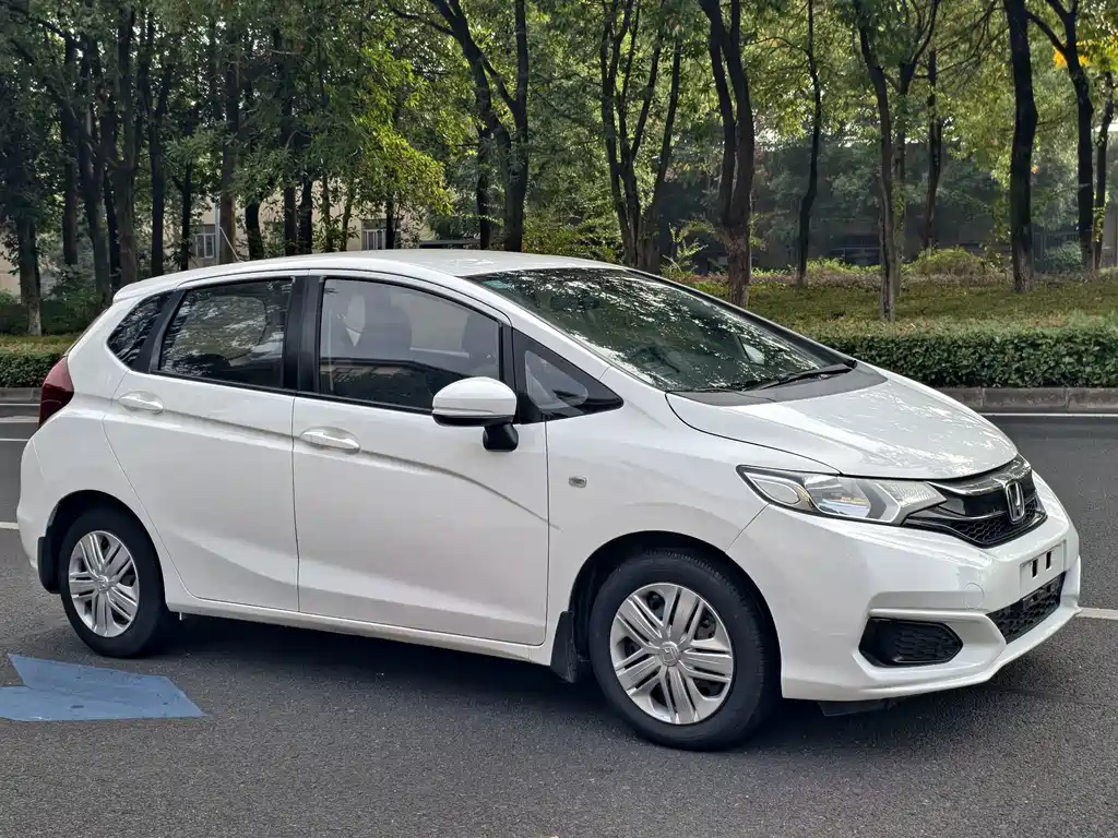Honda Fit — фото 3