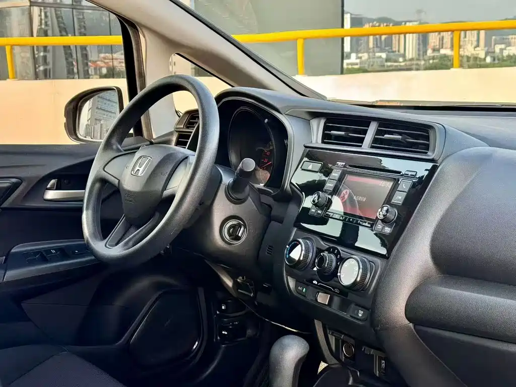Honda Fit — фото 6