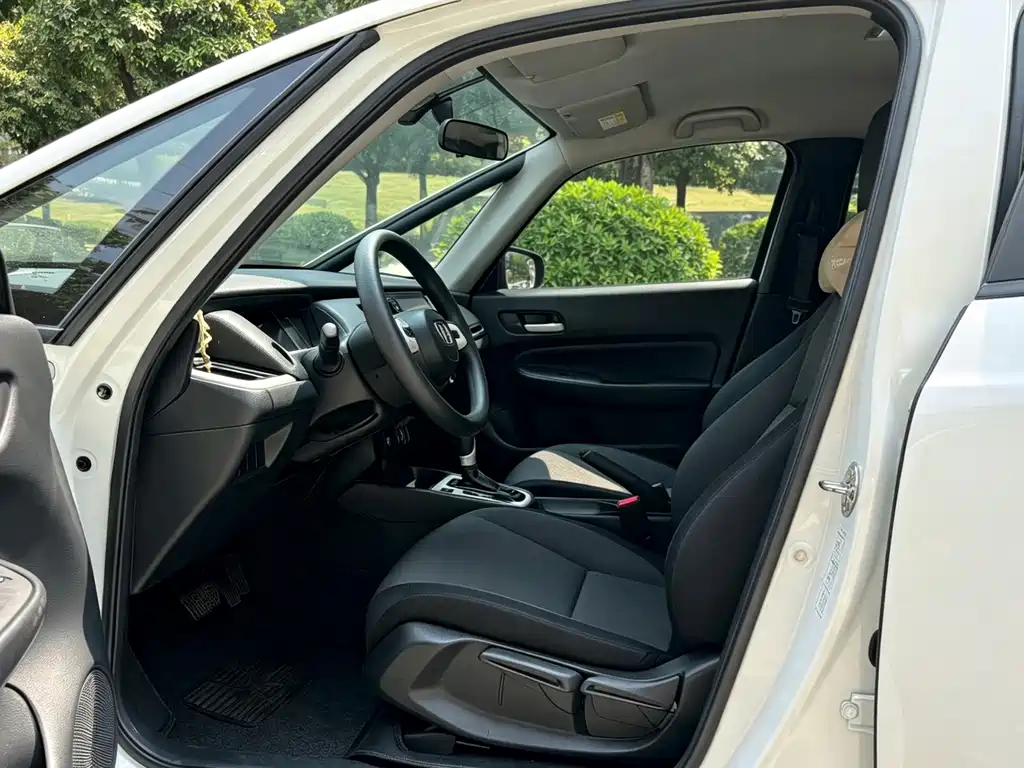 Honda Fit — фото 8