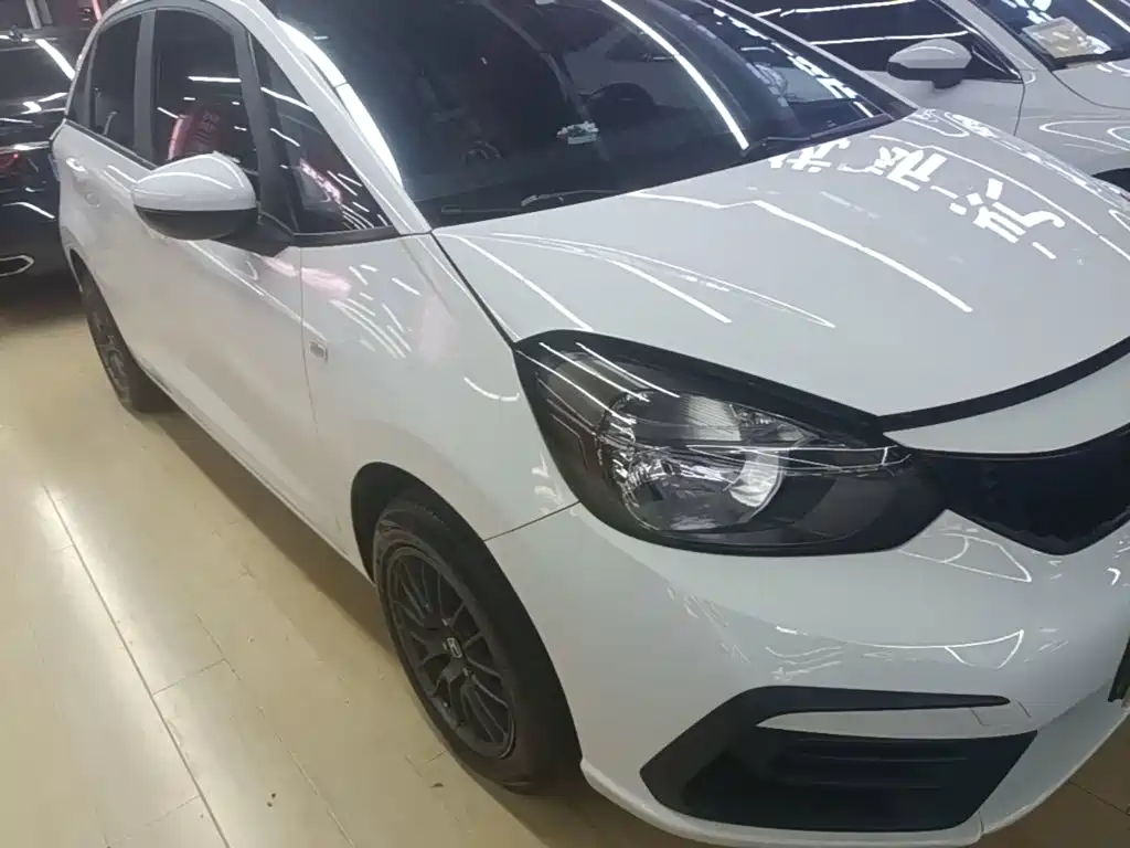 Honda Fit — фото 4