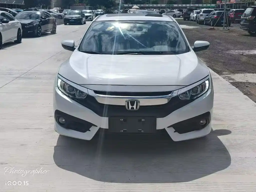 Honda Civic — фото 2