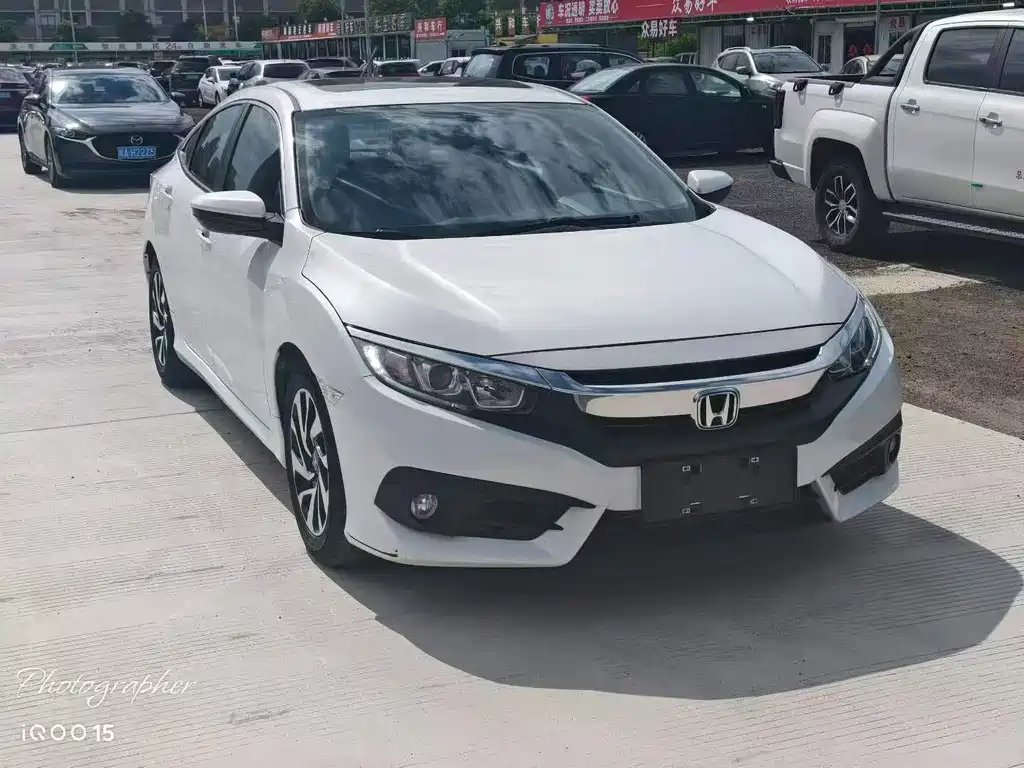 Honda Civic — фото 3