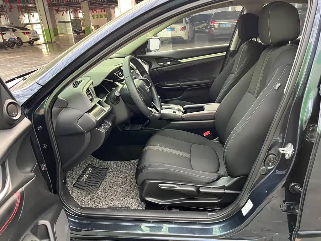 Honda Civic — фото 4