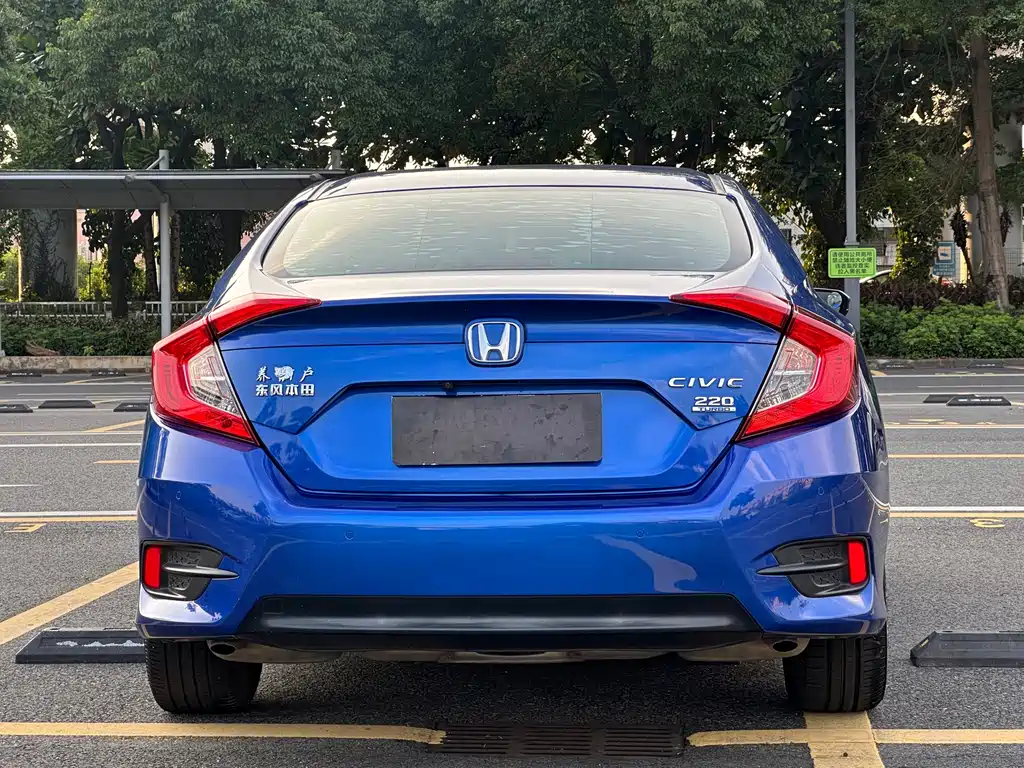 Honda Civic — фото 5