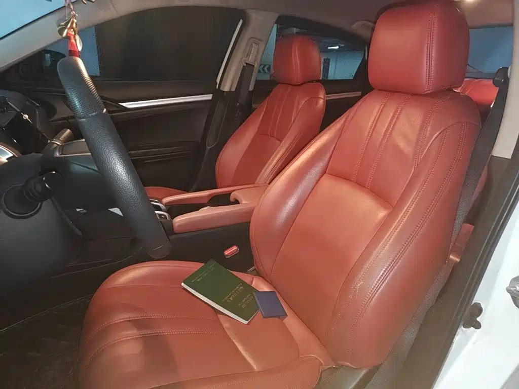 Honda Civic — фото 8