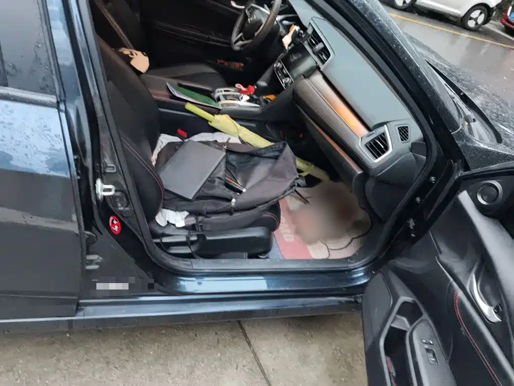 Honda Civic — фото 18