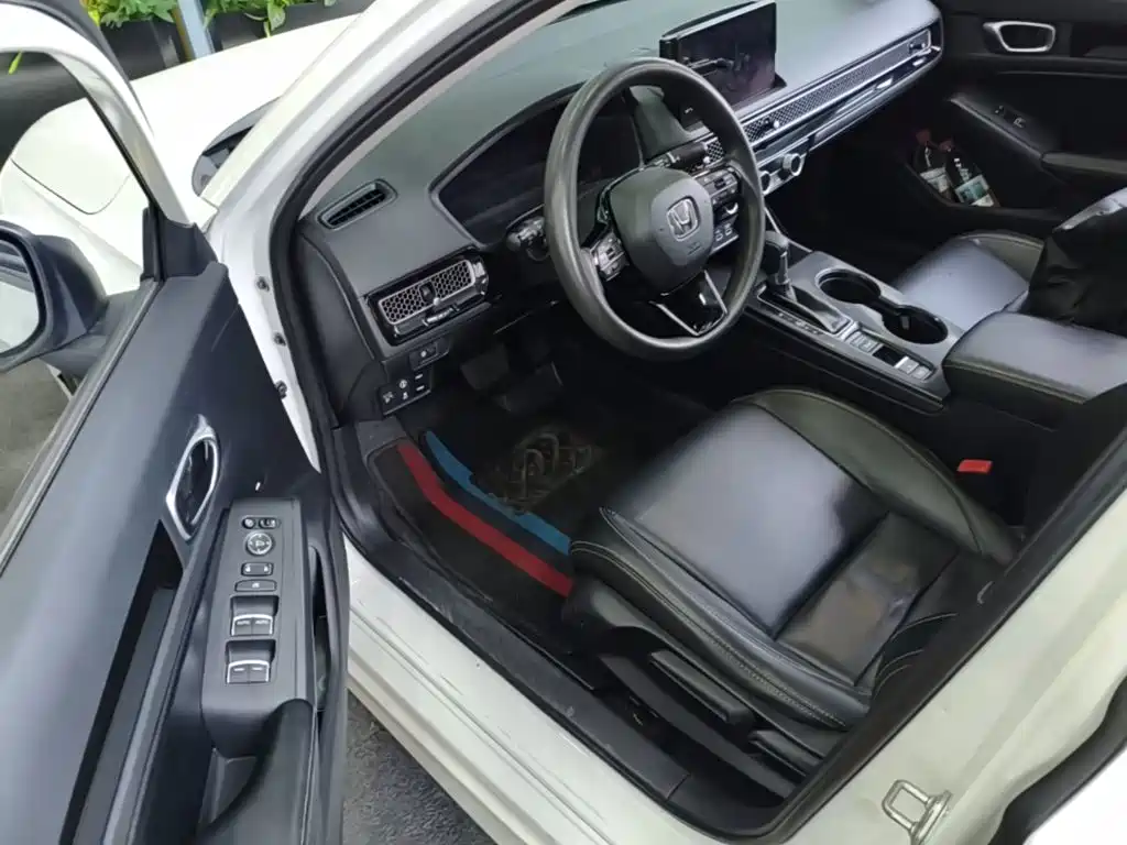 Honda Civic — фото 14