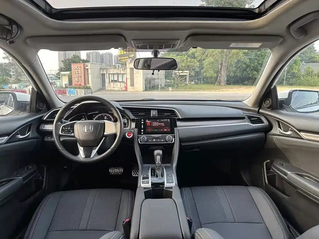 Honda Civic — фото 5