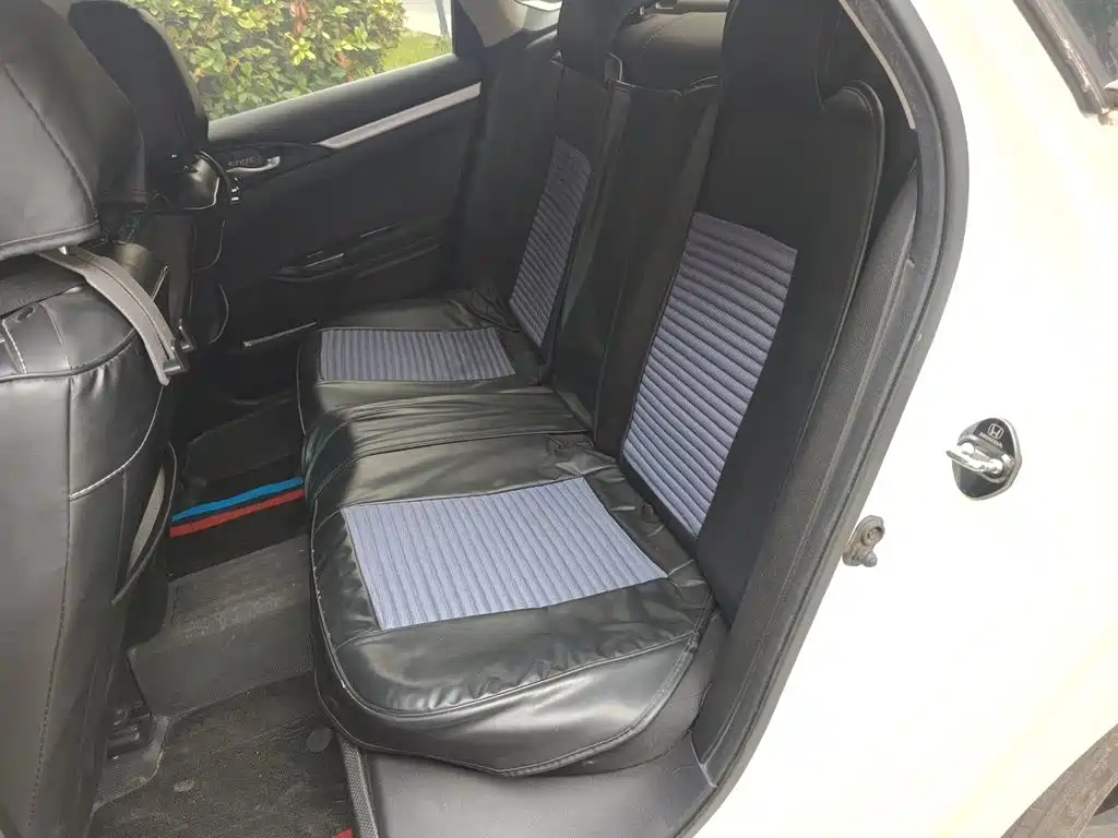 Honda Civic — фото 13