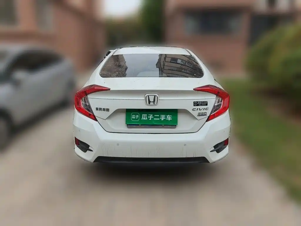 Honda Civic — фото 3