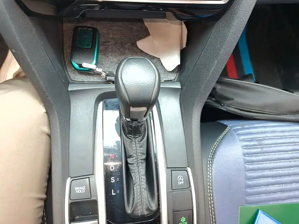 Honda Civic — фото 10