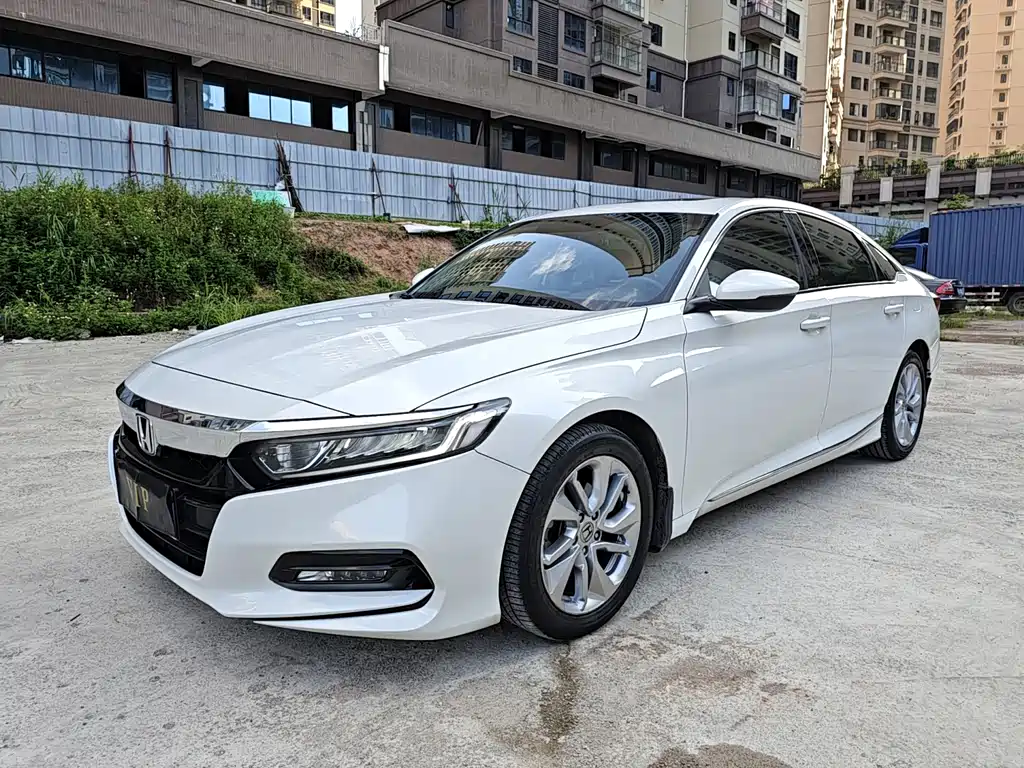 Honda Accord — фото 3