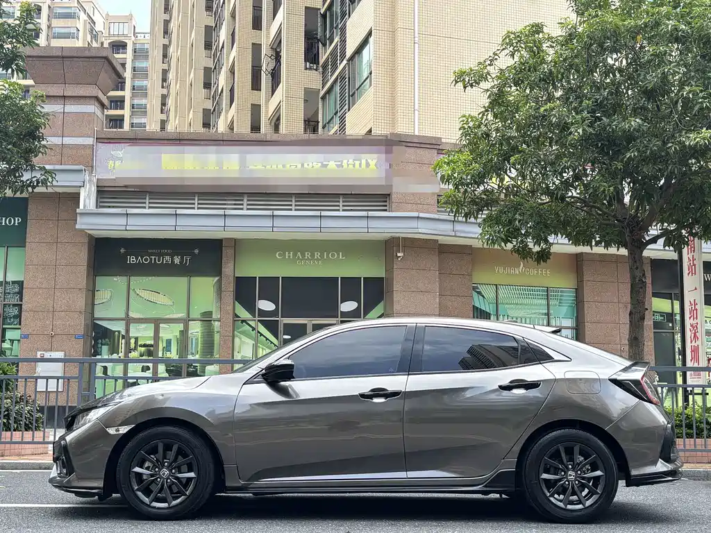 Honda Civic — фото 7