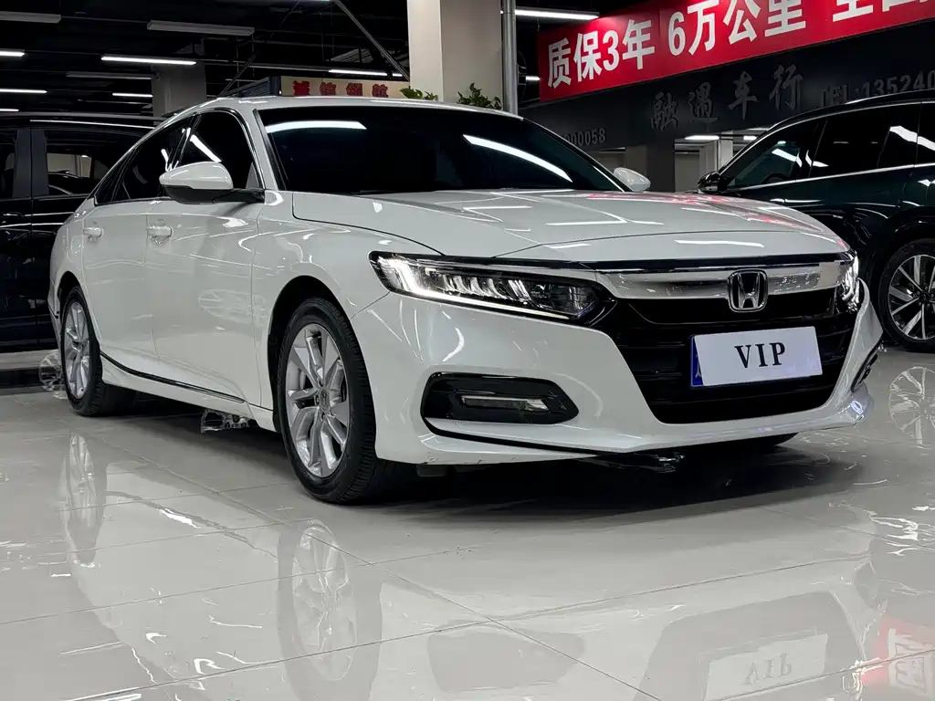 Honda Accord — фото 3