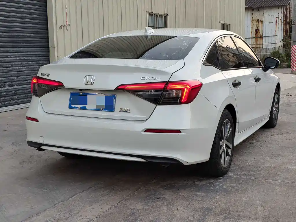 Honda Civic — фото 3