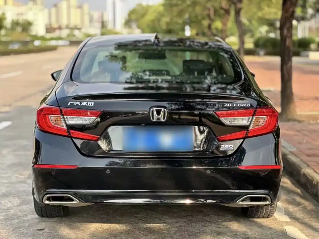 Honda Accord — фото 23