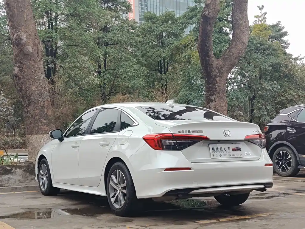 Honda Civic — фото 8