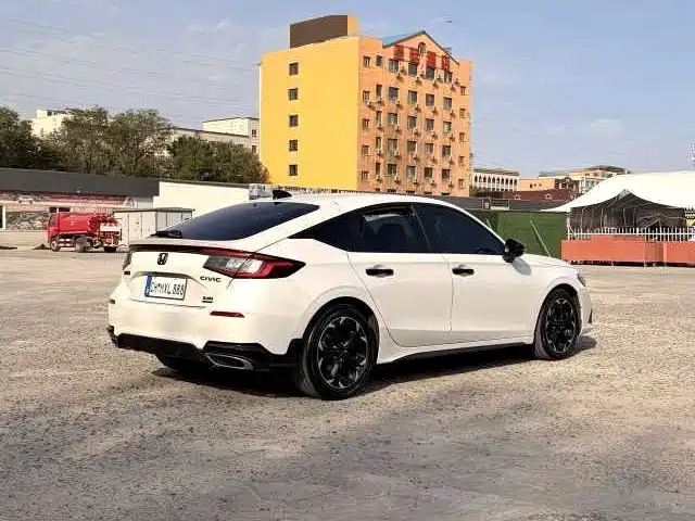 Honda Civic — фото 5