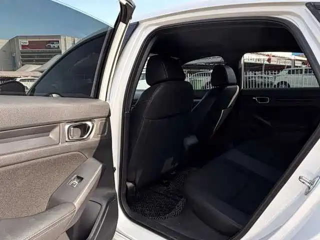 Honda Civic — фото 8