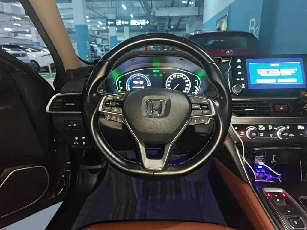Honda Accord — фото 3