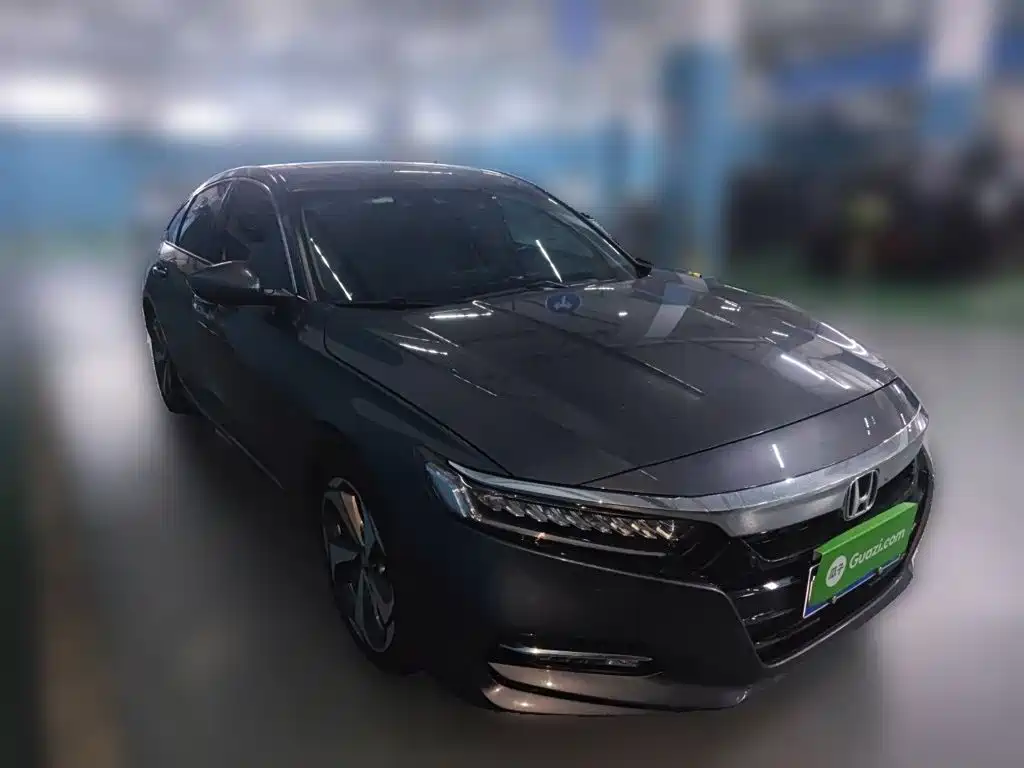 Honda Accord — фото 24