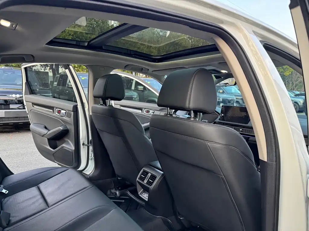 Honda Civic — фото 7