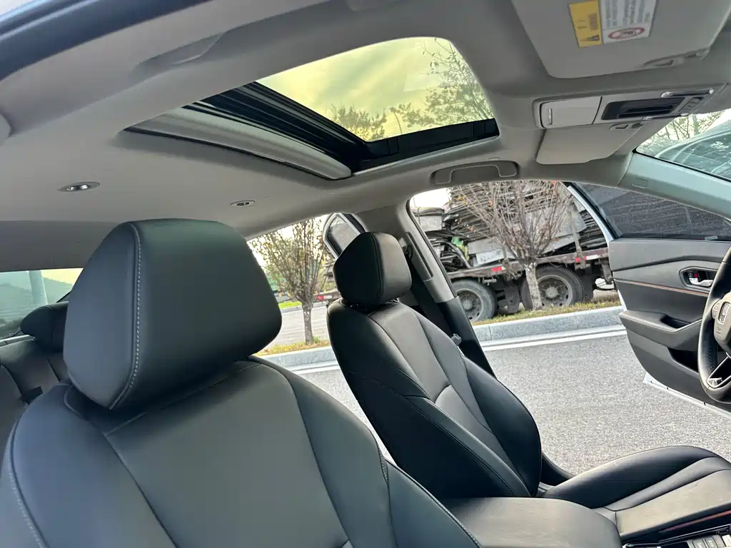 Honda Accord — фото 13