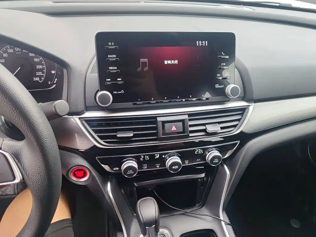 Honda Inspire — фото 18