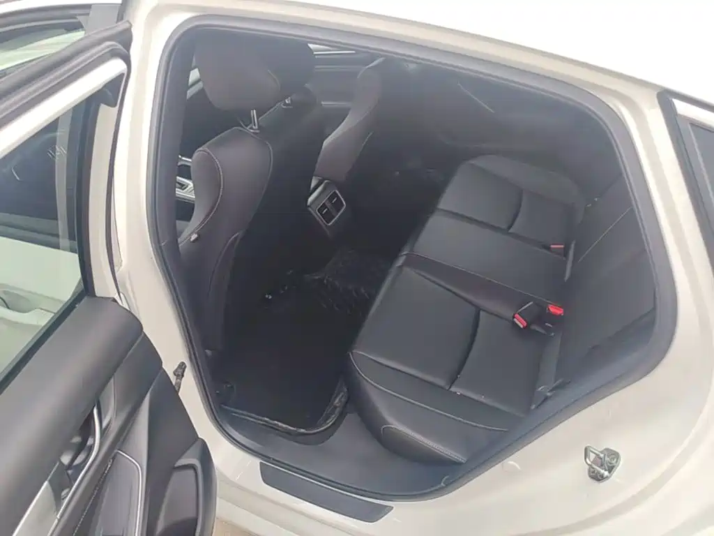 Honda Inspire — фото 22