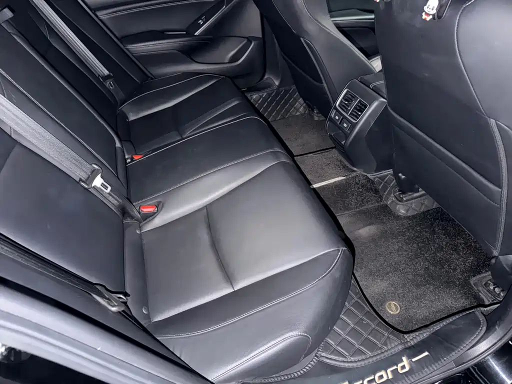 Honda Accord — фото 21