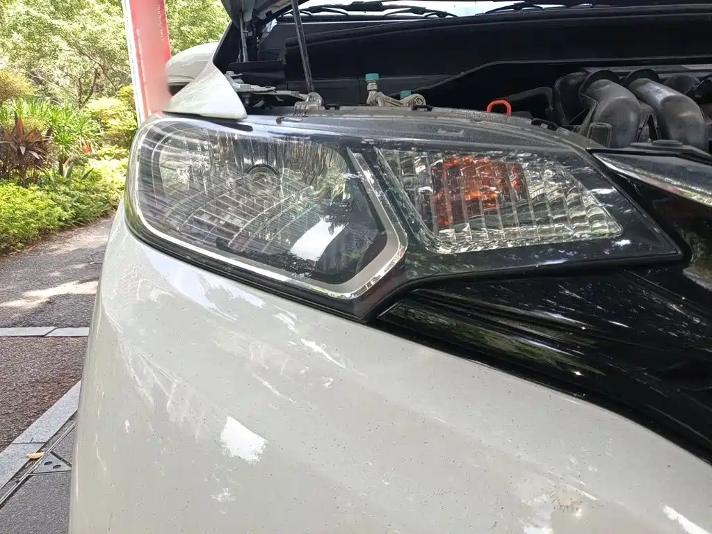 Honda Fit — фото 7