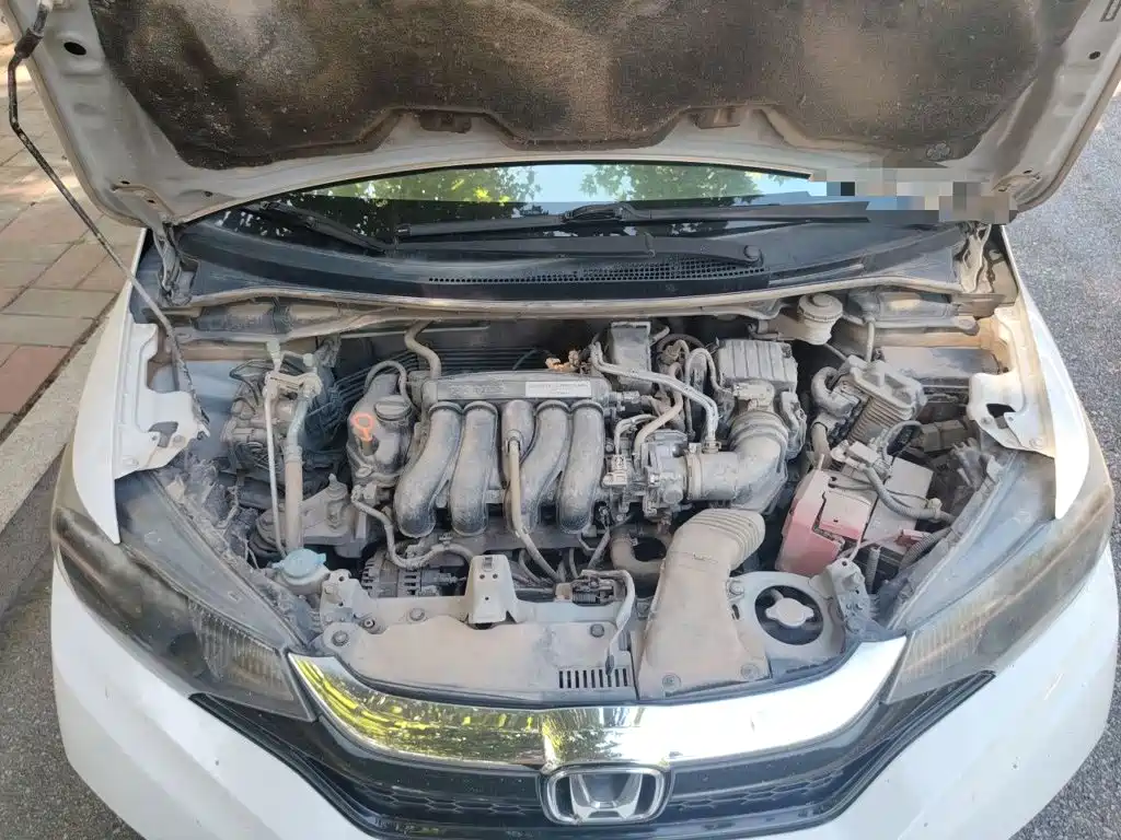 Honda Fit — фото 11