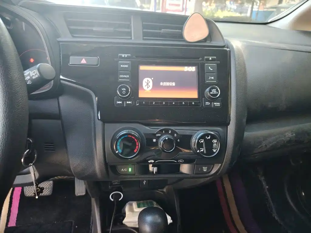Honda Fit — фото 6