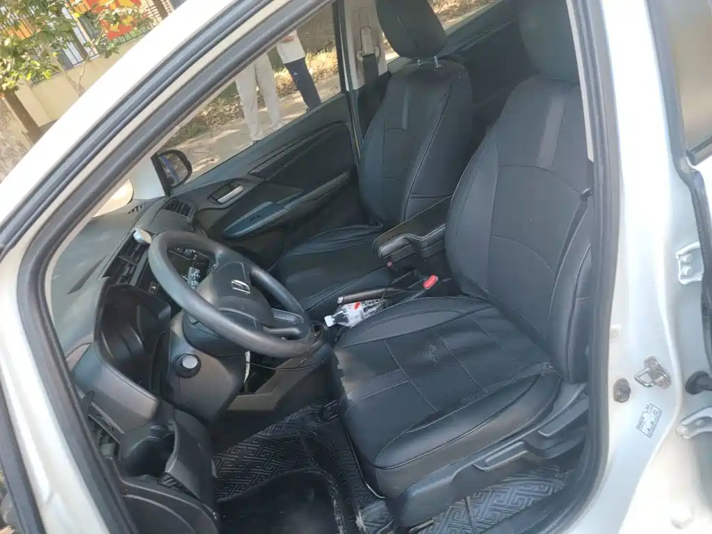 Honda Fit — фото 8