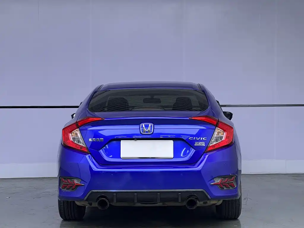 Honda Civic — фото 5