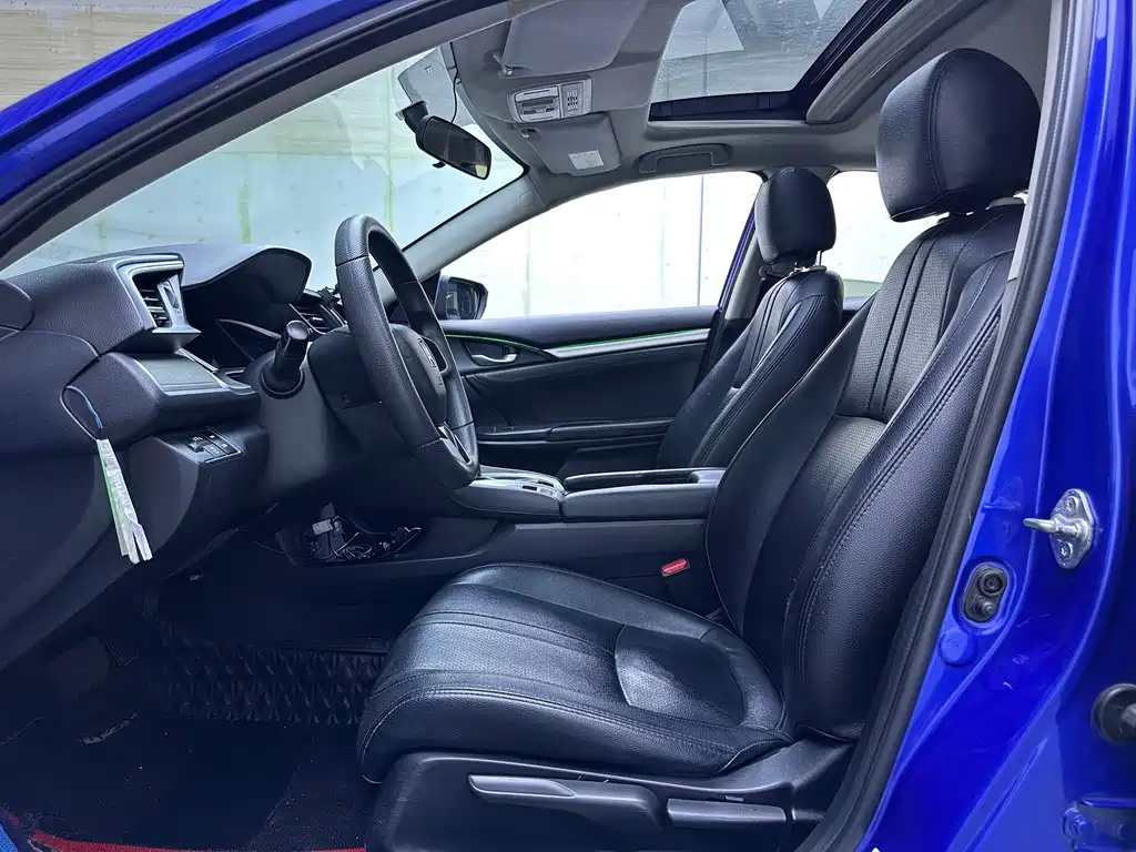 Honda Civic — фото 8