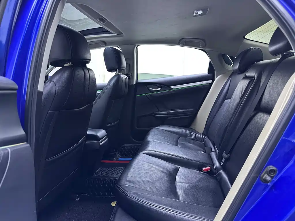Honda Civic — фото 9