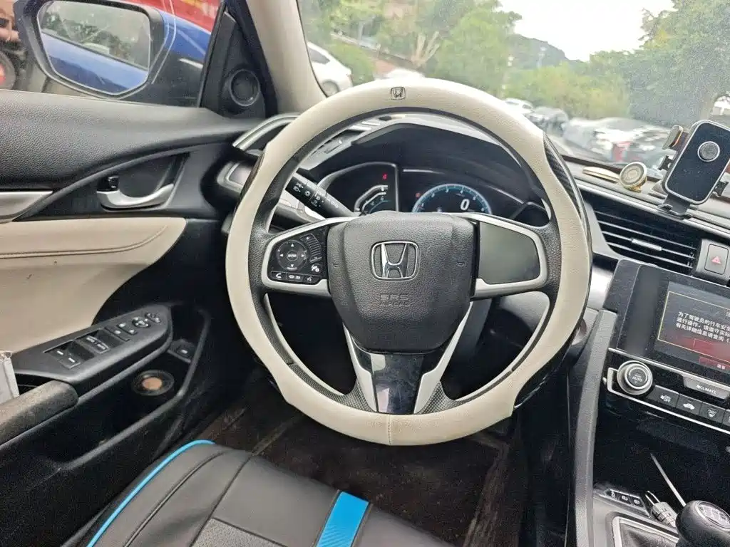 Honda Civic — фото 3