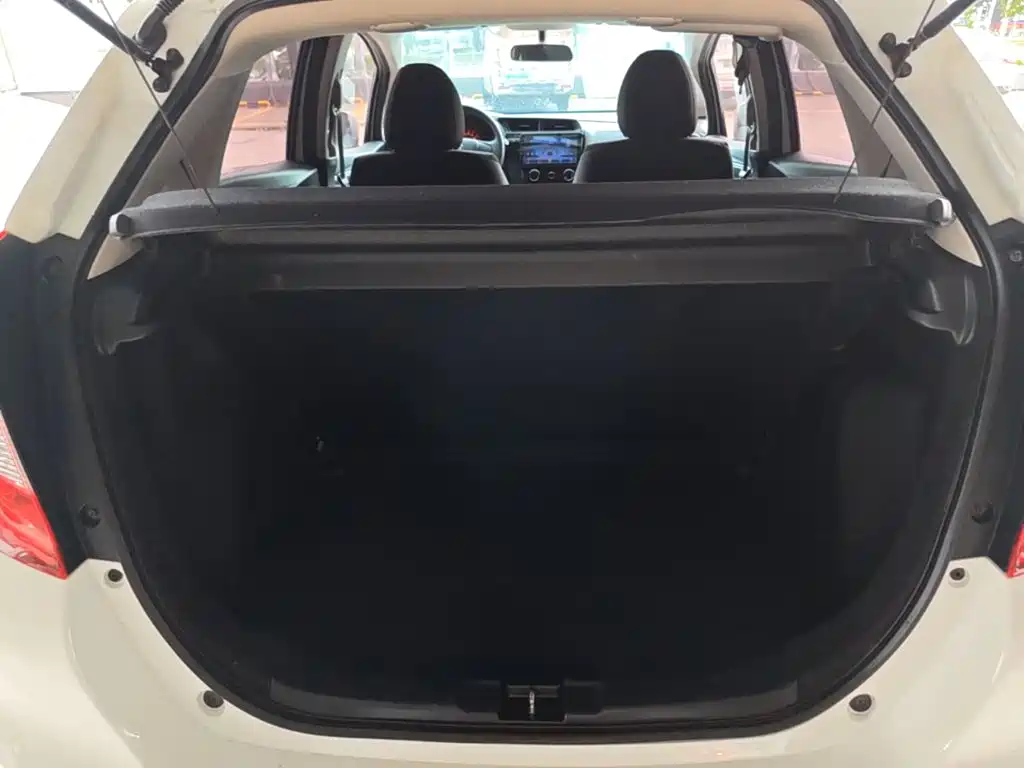Honda Fit — фото 15